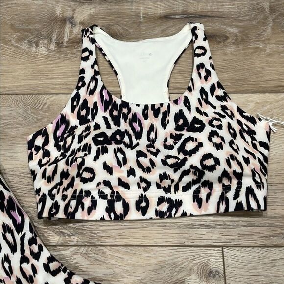 Johnny Was Calme Leggings & Sports Bra Set - Picture 6 of 14